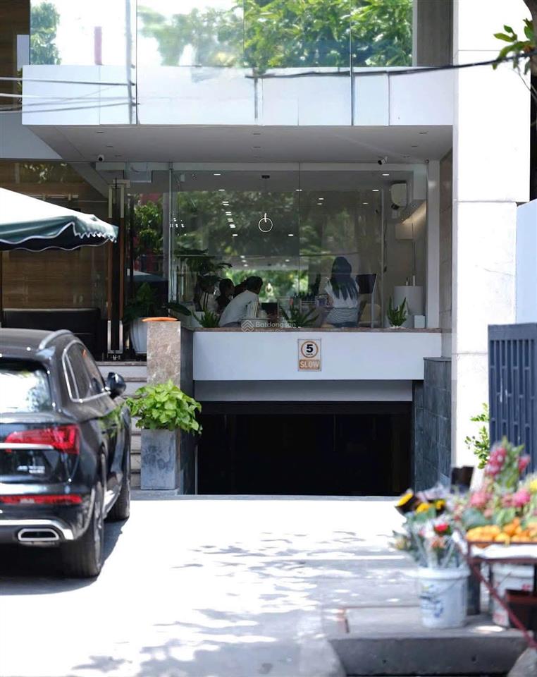Cho thuê mặt bằng kinh doanh mặt tiền quốc hương, 70m2,wc, lối đi riêng, 33tr/tháng,  0978 316 ***