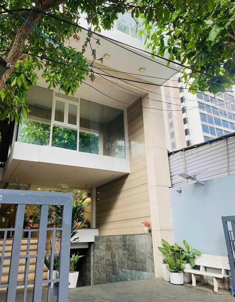 Cho thuê mặt bằng kinh doanh mặt tiền quốc hương, 70m2,wc, lối đi riêng, 33tr/tháng,  0978 316 ***