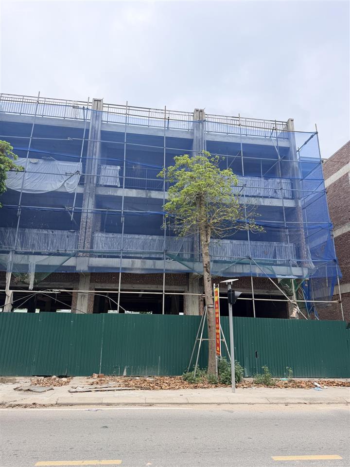 Bán shophouse 100m2 nằm trục chính nguyễn văn cừ sông công, 3,5 tỷ, chính chủ hot!