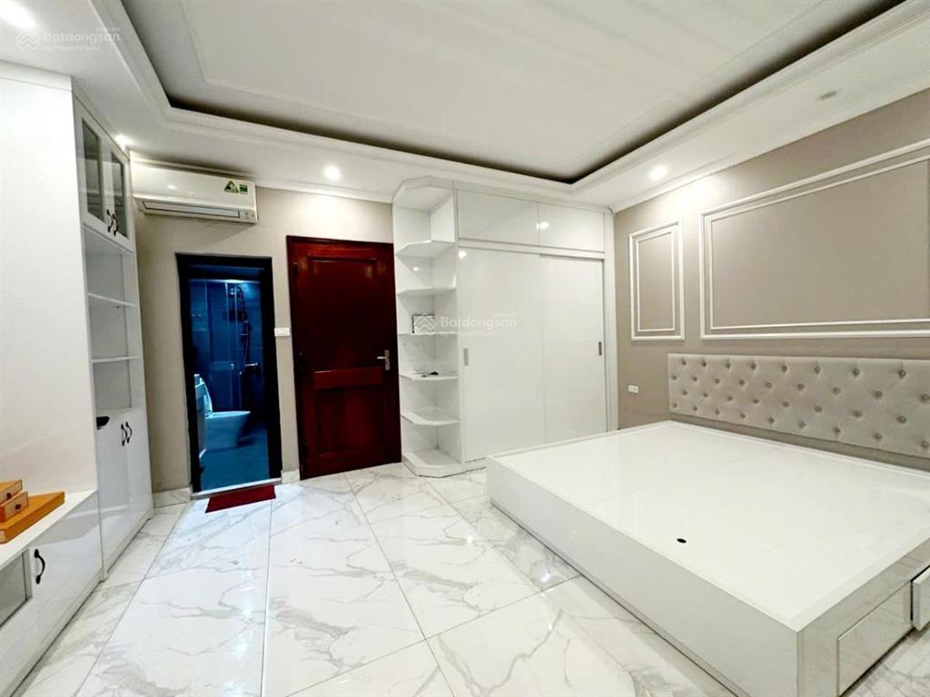 Hạ chào 3 tỷ, bán gấp lô góc mpkđt văn quán, kinh doanh đỉnh, 135m2 giá 30 tỷ.  0983 726 ***