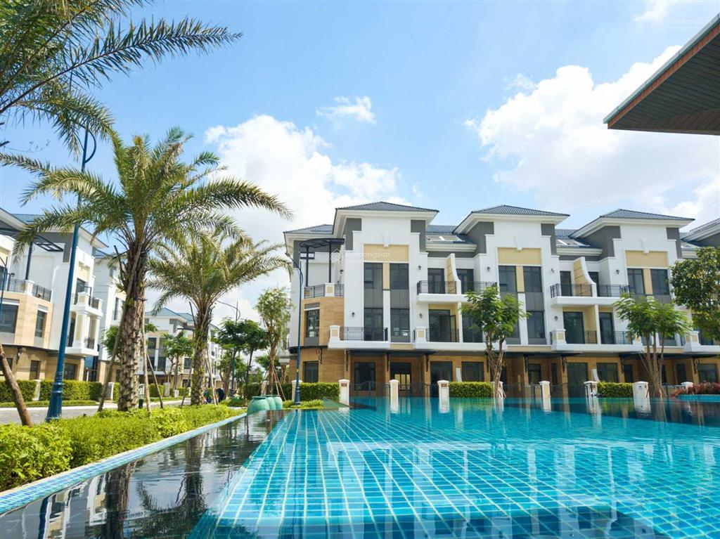 Chủ bán căn nhà phố verosa khang điền gần vòng xoay liên phường