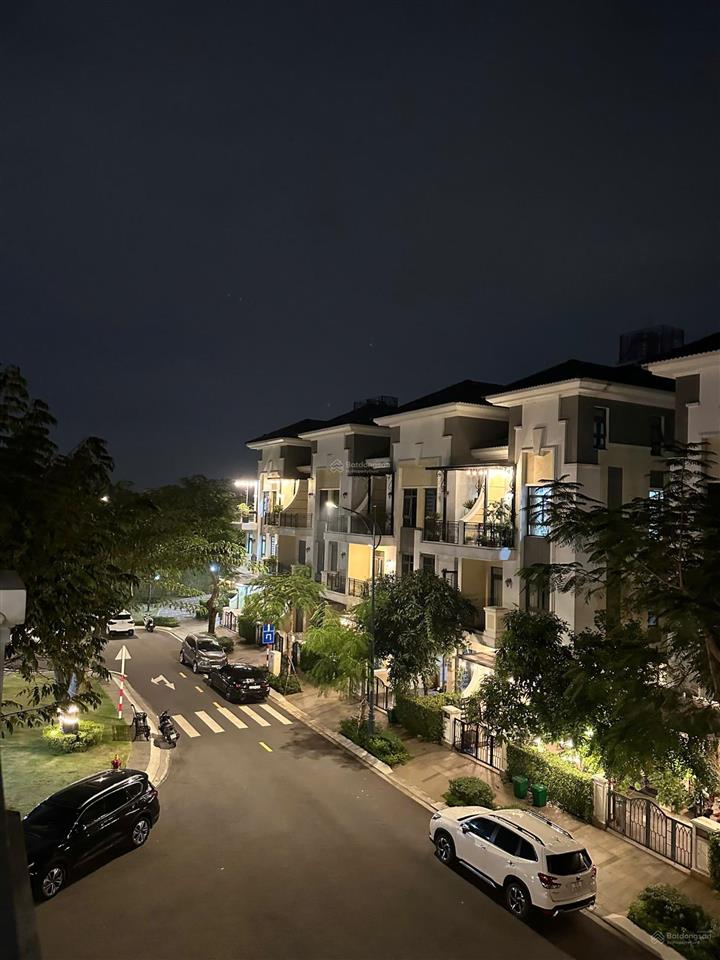 Chính chủ chuyển nhượng lại căn verosa khang điền thủ đức giá tốt 17,3t