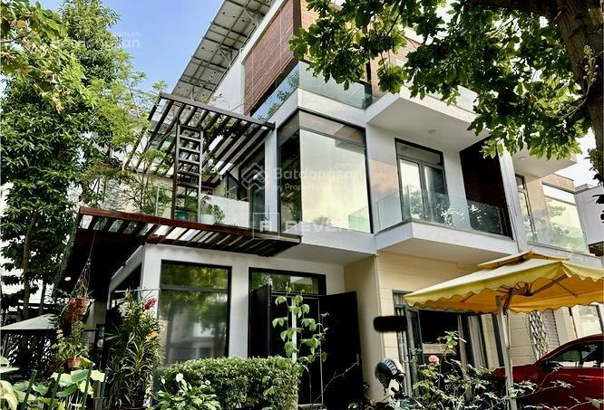 Cho thuê bt song lập lucasta khang điền 230m2 quận thủ đức