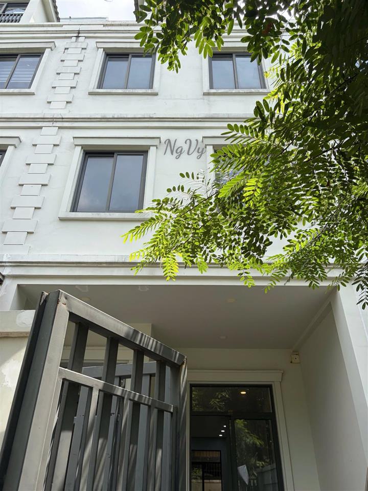 Cho thuê nhà tại khu lakeview quận 2