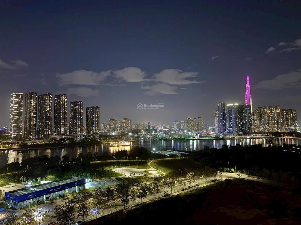 Cần bán căn the crest residence quận 2 căn 3pn nội thất sang trọng thuộc tầng thấp view landmark 81