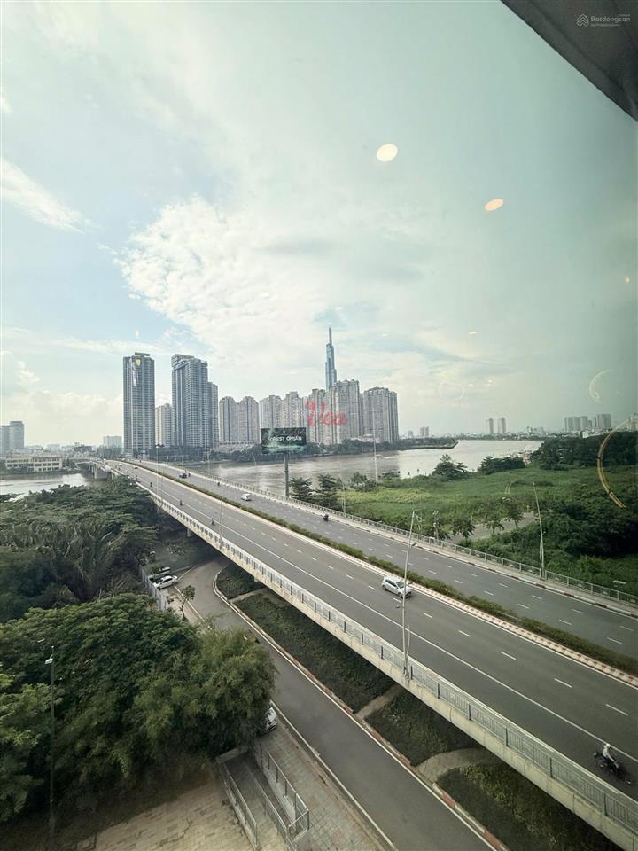 Cho thuê căn hộ cao cấp cove empire city thủ thiêm 203m2