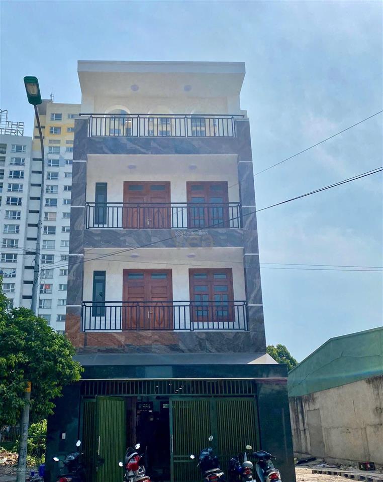Cho thuê nhà riêng mới tinh 100% tại khu dân cư mẫu giáo trung ương 3 đường liên phường, quận tđức