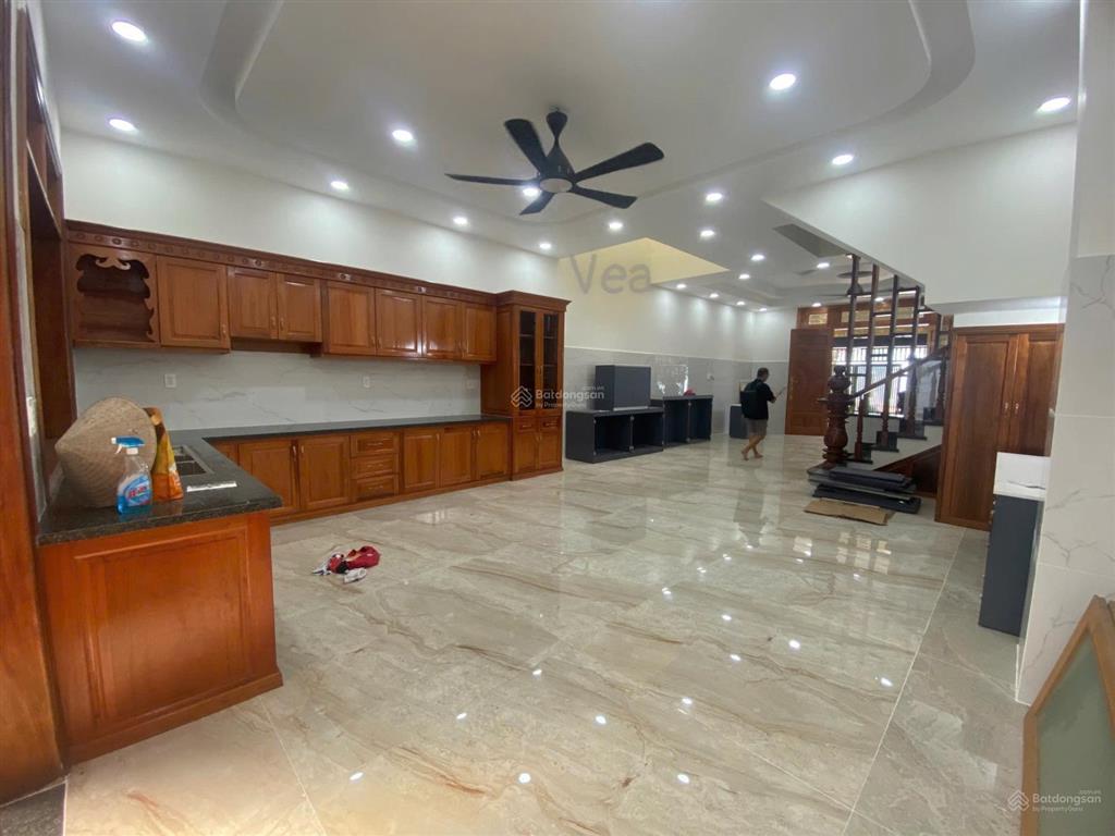 Cho thuê nhà riêng mới tinh 100% tại khu dân cư mẫu giáo trung ương 3 đường liên phường, quận tđức