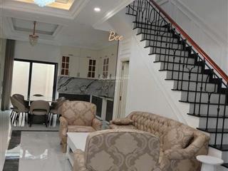 Chủ vừa hoàn thiện nhà và nội thất mới 100% 100m2 giá 40tr tại khu verosa khang điền thủ đức