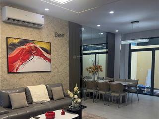 Cho thuê biệt thự liền kề đẳng cấp mới 100% chỉ có tại verosa liên phường quận 9 diện tích lớn