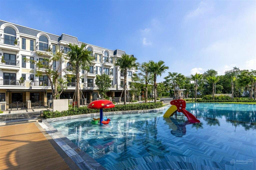 Cho thuê nhà thô tại biệt thự the classia tuyến đường liên phường& mt võ chí công cđt khang điền q9