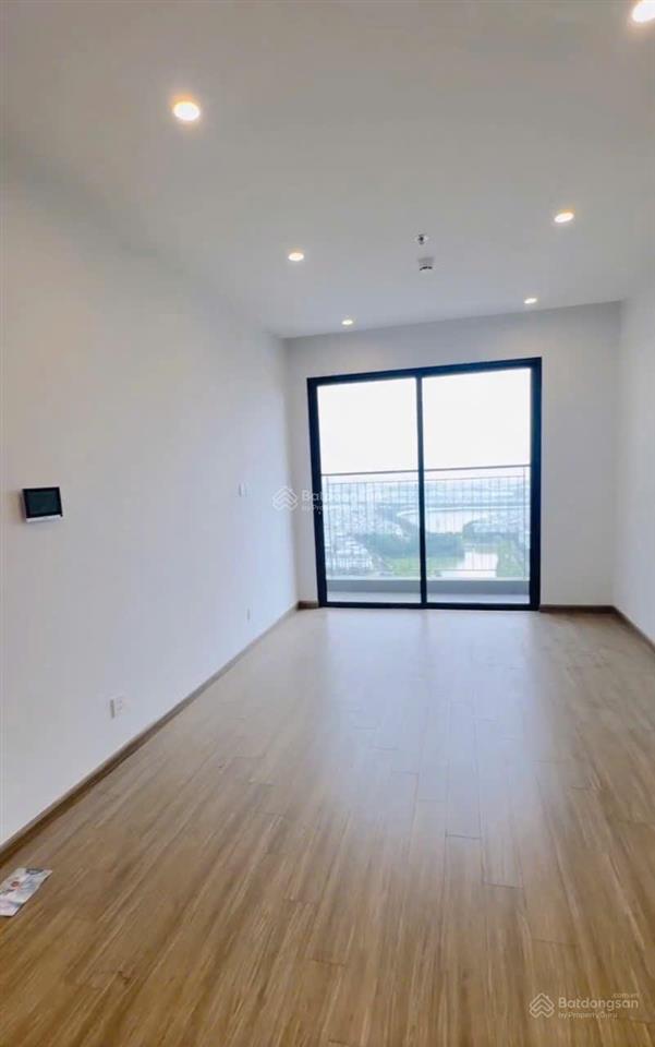 Chính chủ cần tiền bán gấp căn hộ 49m2 tại phúc lợi long biên