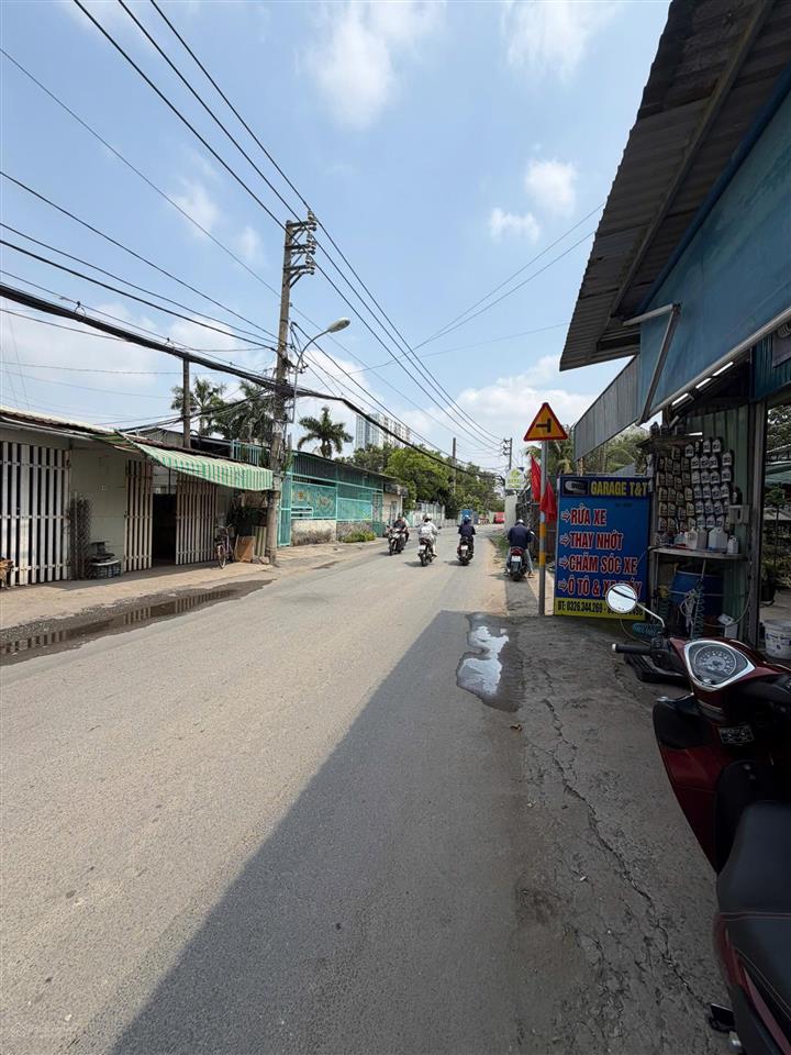 Nhà 2 lầu đầu tư sát vành đai 2. mặt tiền đường số 11. tổng dt 177 m2 ngang 5m giá đầu tư