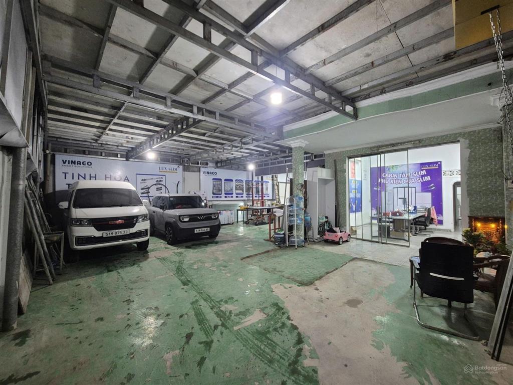 Bán nhà và kho riêng tại vĩnh phú 7, 7,5 tỷ, 280m2 200m kho + 3pn + 2wc bv hạnh phúc, cổng chào bd