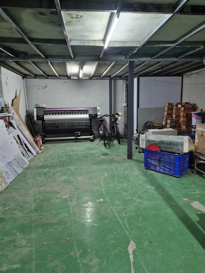 Bán nhà và kho riêng tại vĩnh phú 7, 7,5 tỷ, 280m2 200m kho + 3pn + 2wc bv hạnh phúc, cổng chào bd