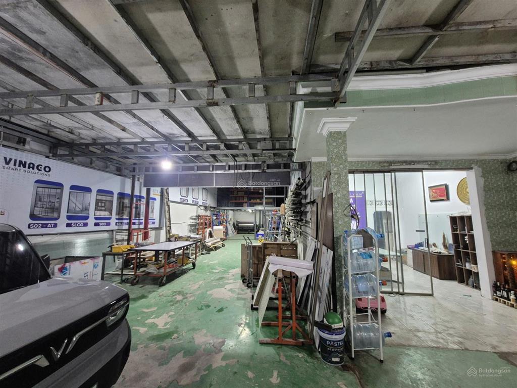 Bán nhà và kho riêng tại vĩnh phú 7, 7,5 tỷ, 280m2 200m kho + 3pn + 2wc bv hạnh phúc, cổng chào bd