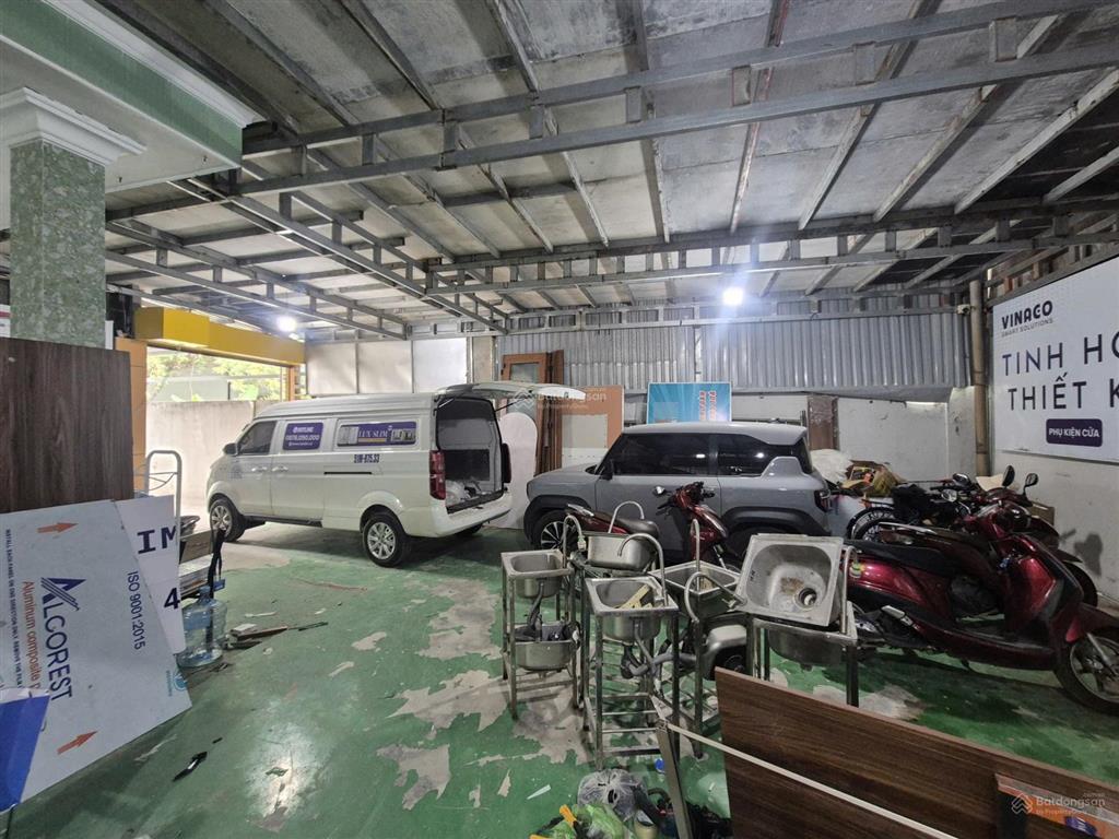 Bán nhà và kho riêng tại vĩnh phú 7, 7,5 tỷ, 280m2 200m kho + 3pn + 2wc bv hạnh phúc, cổng chào bd