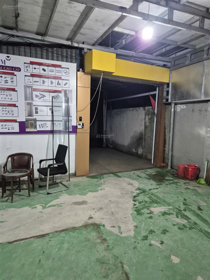 Bán nhà và kho riêng tại vĩnh phú 7, 7,5 tỷ, 280m2 200m kho + 3pn + 2wc bv hạnh phúc, cổng chào bd