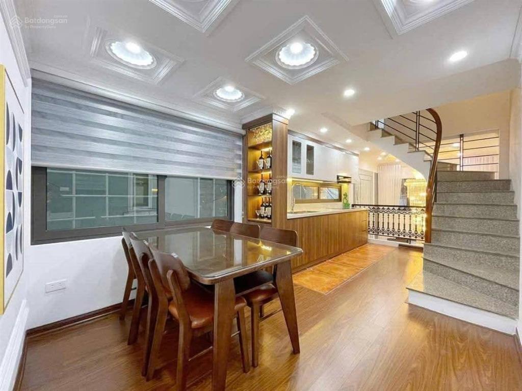 Nhà logoc phố giáp nhất 38/45mx 5 tầng, mt 3.55m, giá 11.25 tỷ