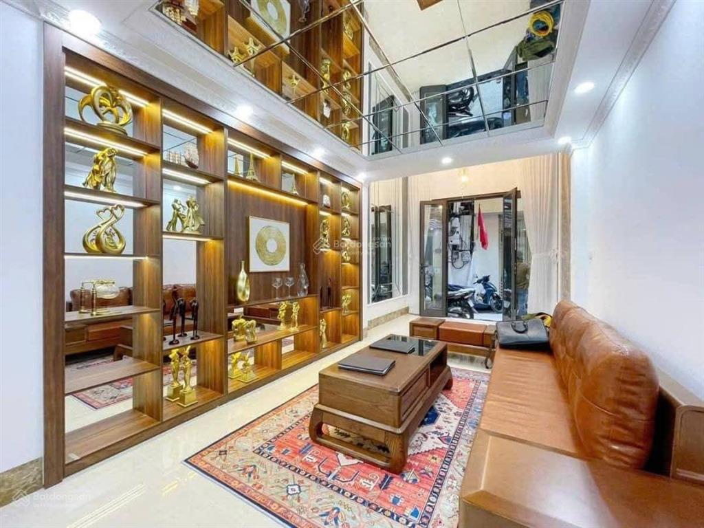 Nhà logoc phố giáp nhất 38/45mx 5 tầng, mt 3.55m, giá 11.25 tỷ