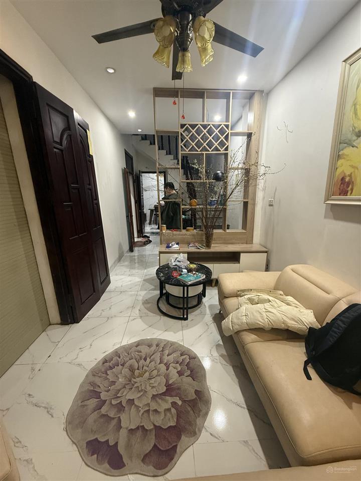 Siêu hiếm 102  chính chủ bán nhà ngọc thuỵ, bồ đề  full nội thất  30m2, 3 ngủ chỉ 6,7tỷ, có tl