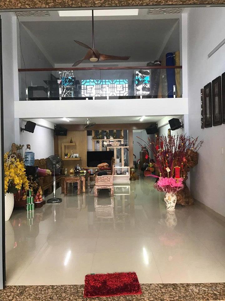 Nhà mặt tiền phạm vấn , sầm uất ngang 5.03m, dài 27.33m khu vực đầy đủ tiện ích xung quanh