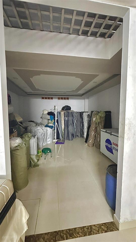 Nhà mặt tiền phạm vấn , sầm uất ngang 5.03m, dài 27.33m khu vực đầy đủ tiện ích xung quanh