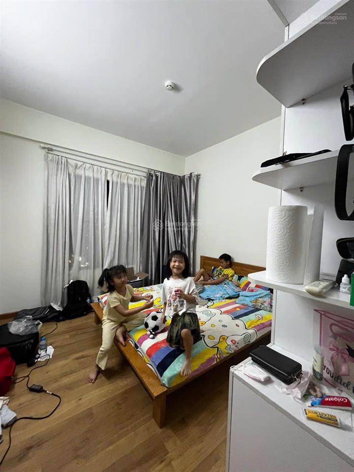 [for rent] cho thuê flora 2pn 2wc  75m2  nội thất đầy đủ