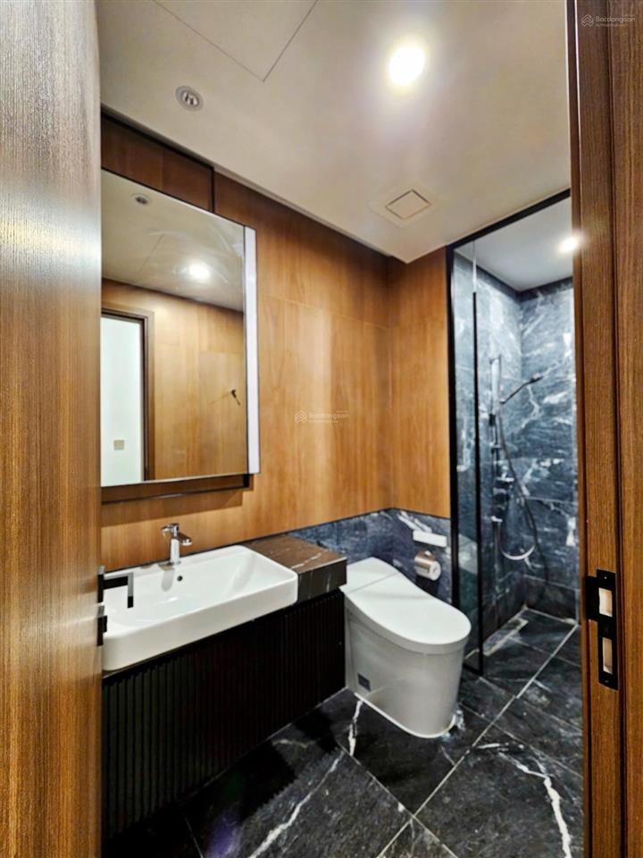 Cần bán nhanh chcc sổ hồng, 2pn lumiere riverside, hđ thuê, xn, q2, tp. hcm  hot