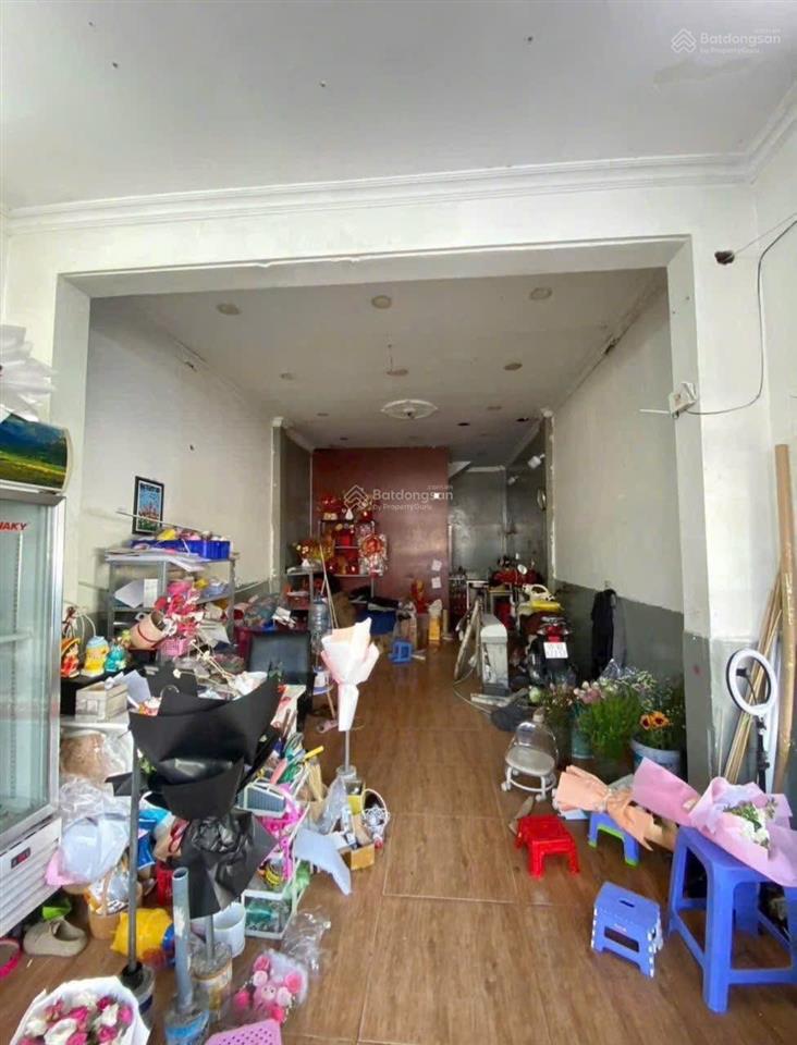 Nhà mặt tiền kinh doanh 6x20m, ngay chợ bùi minh trực, sổ riêng, đang cho thuê 25tr