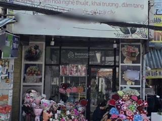 Bán nhà mặt tiền kinh doanh 6x20m giá 1,15 tỷngay chợ bùi minh trực sổ riêng đang cho thuê 25tr