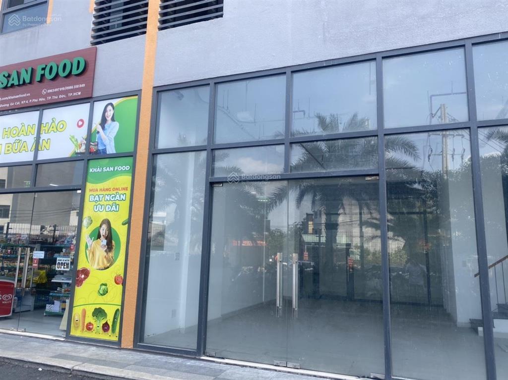 Cho thuê shophouse 120m2 (1 trệt + 1 lầu) vừa ở vừa kinh doanh. ngay q9 kế bên q2