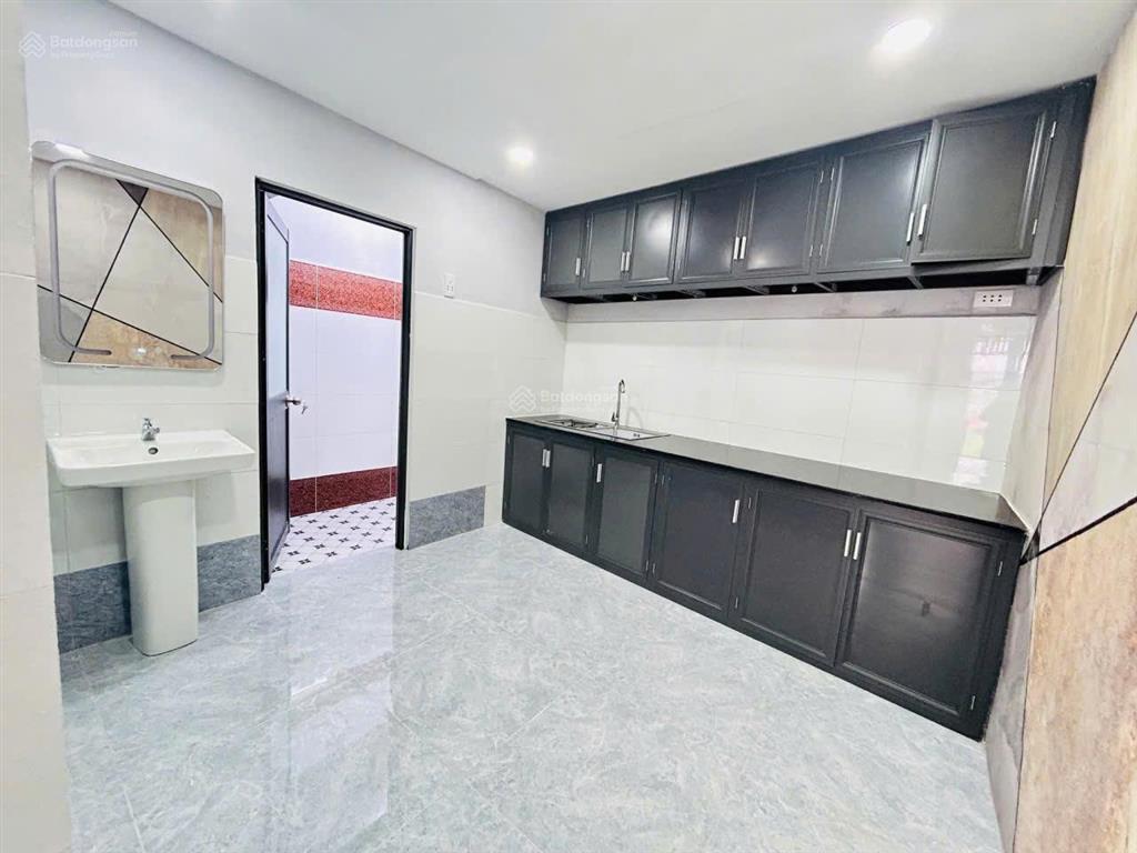 Bán gấp nhà mặt tiền shr gần chợ thới tứ, thới tam thôn, hóc môn