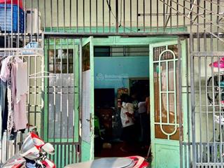 Vipnhà sổ hồng riêng,hẻm xe hơi,giá 2tỷ980tr,gần ngay chợ ba bầu, ấp đông 4,thới tam thôn, hóc môn