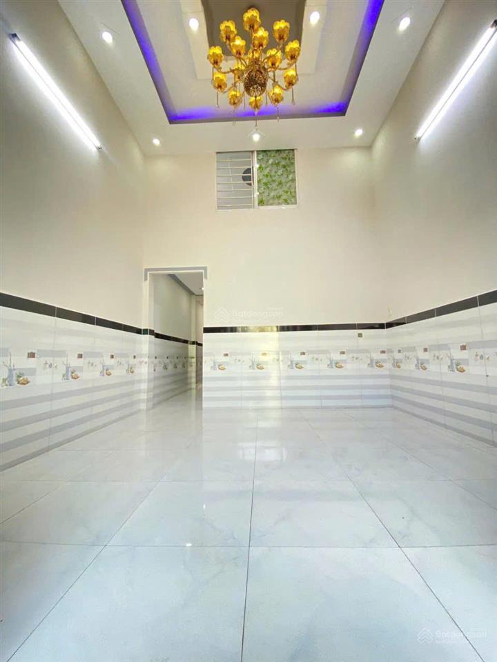 Bán nhà vi bằng ,4x13m ,1 trệt 1 lửng đúc ,1 xẹc trần thị bốc,hóc môn