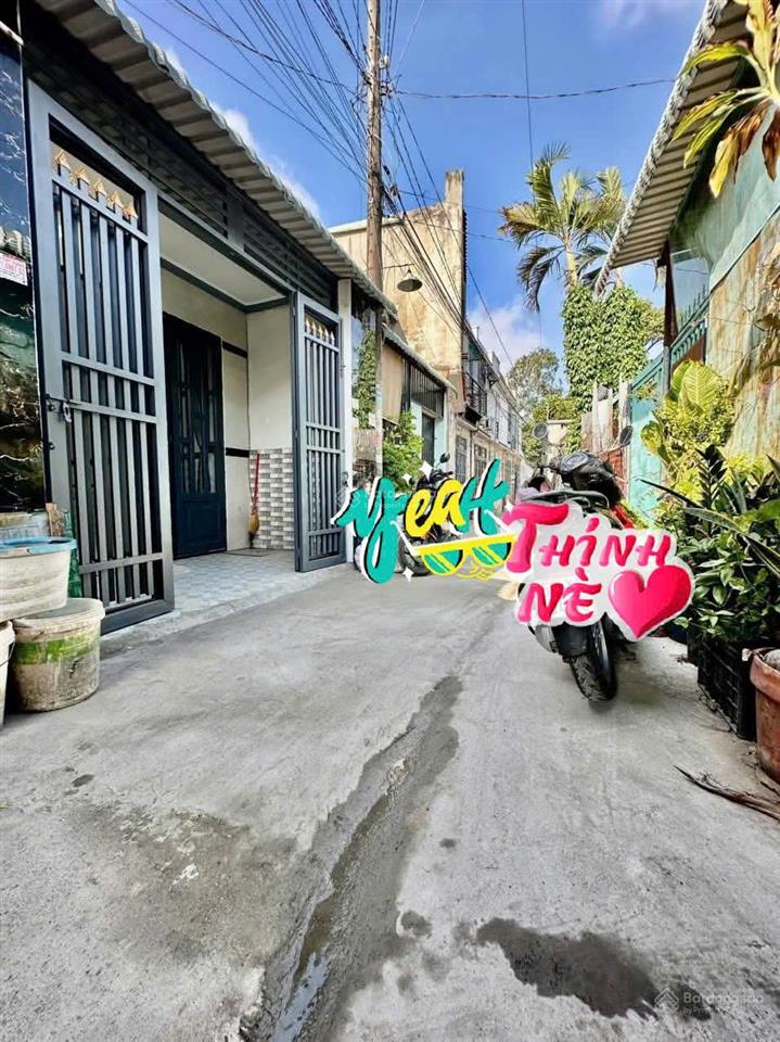 Bán nhà vi bằng ,4x13m ,1 trệt 1 lửng đúc ,1 xẹc trần thị bốc,hóc môn