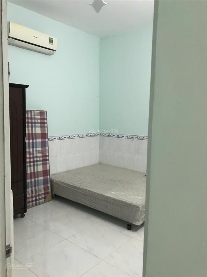 Bán gấp nhà trống đường nhựa 114m 1 trệt 1 lầu sổ hồng riêng 2/ngắn tô ký, hóc môn