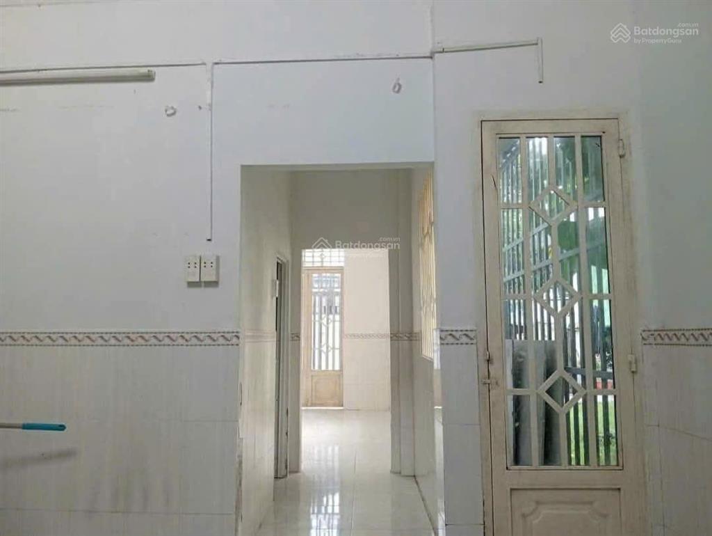 Chủ ngộp cần bán nhà shr ,5x12m ,giá 3 tỷ, 1/ đường song hành, xã hóc môn