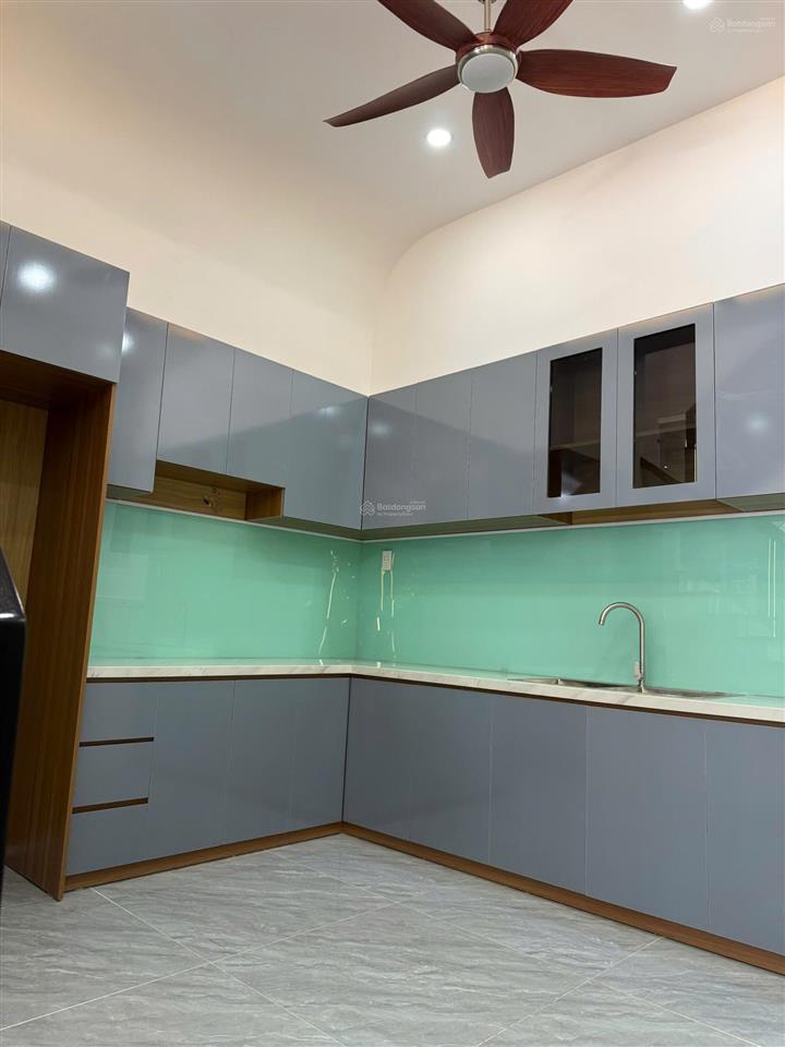 Nhà mới lung linh  1 trệt 1 lầu, 4x18m, 1/ thới tam thôn 15, đông thạnh