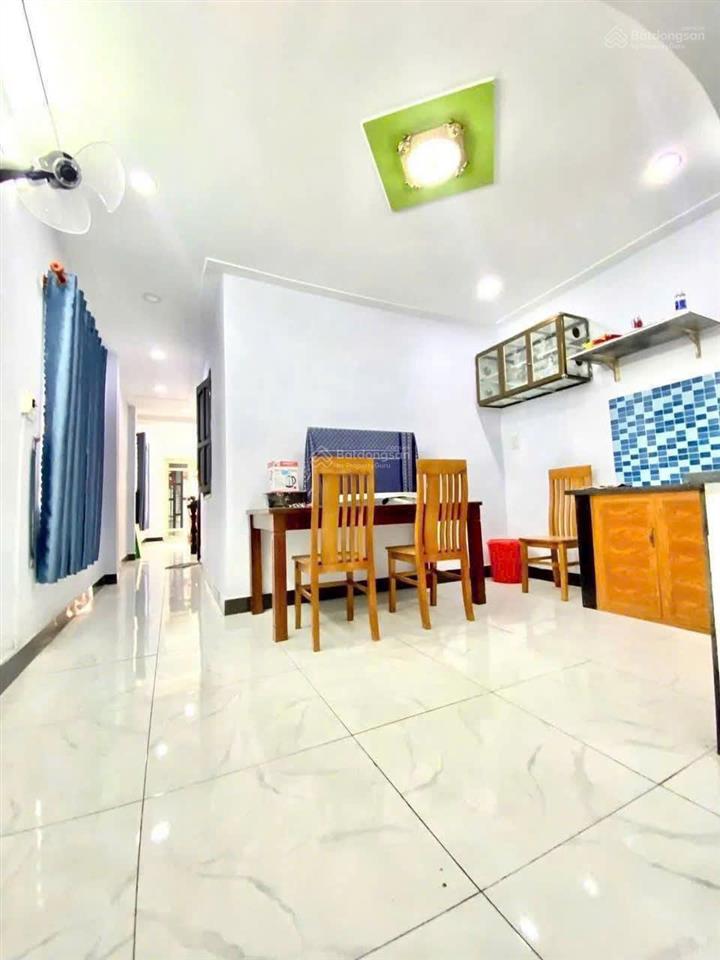 Nhà rẻshr 4x17m, giá 3tỷ150 có hỗ trợ ngân hàng, đường phạm thị giây, giáp q12