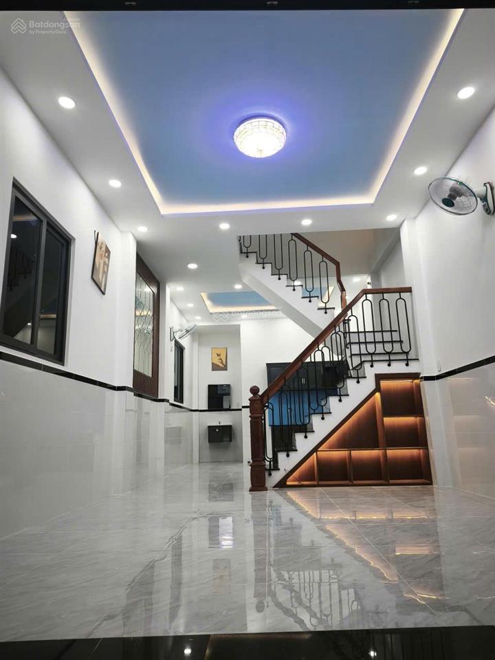 Nhà sổ hồng riêng giá 3 tỷ 260, 4,1x13m, 1 trệt 1 lầu, 2/lê thị lơ, hóc môn