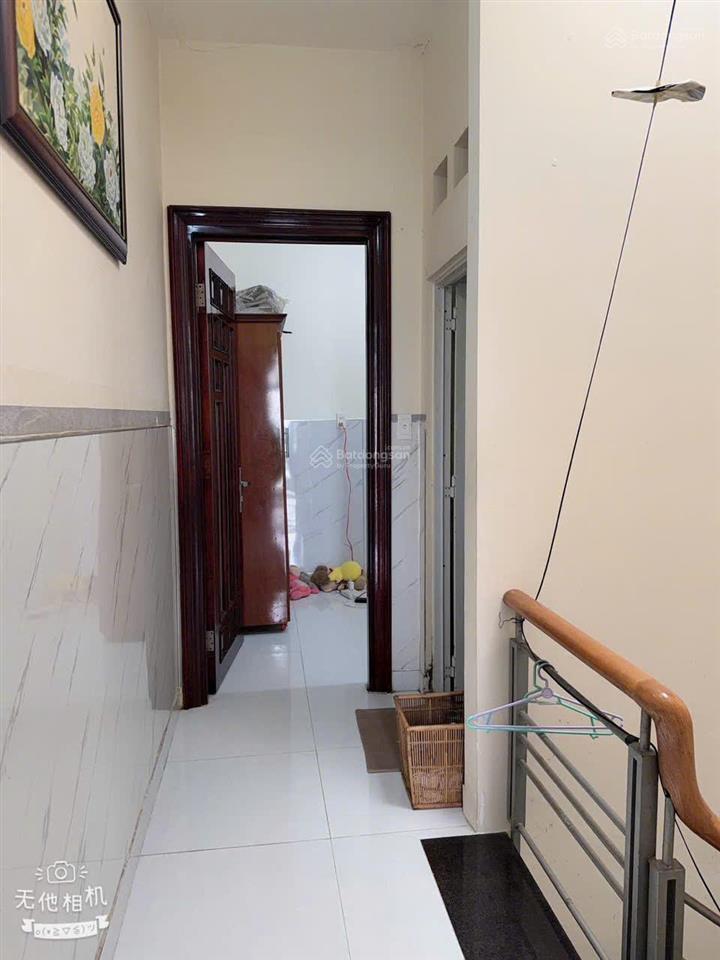 Nhà được giữ sổ chính, 4,2x11m, giá 1tỷ750, 1 trệt, 1lầu, phạm thị giây, hóc môn