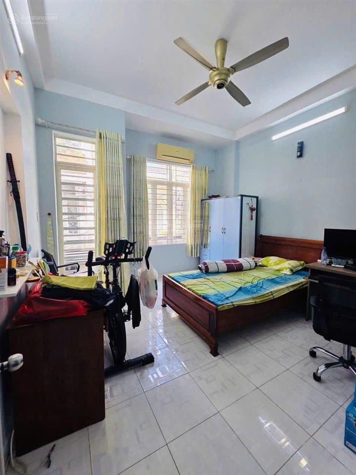 Nhà mới hxh đỗ cửa gò dầu, p. tân quý, q. tân phú, 4x10,35m (cn41.5 m), 2lầu st, giá 6,69 tỷ
