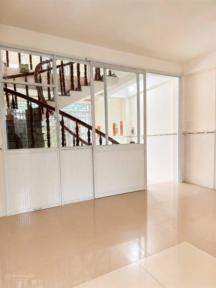 Bán nhà hẻm 4m trần quang cơ, p. phú thạnh, q. tân phú, 4x11,5m, 1lửng 1lầu st (4pn ), giá 5,5 tỷ