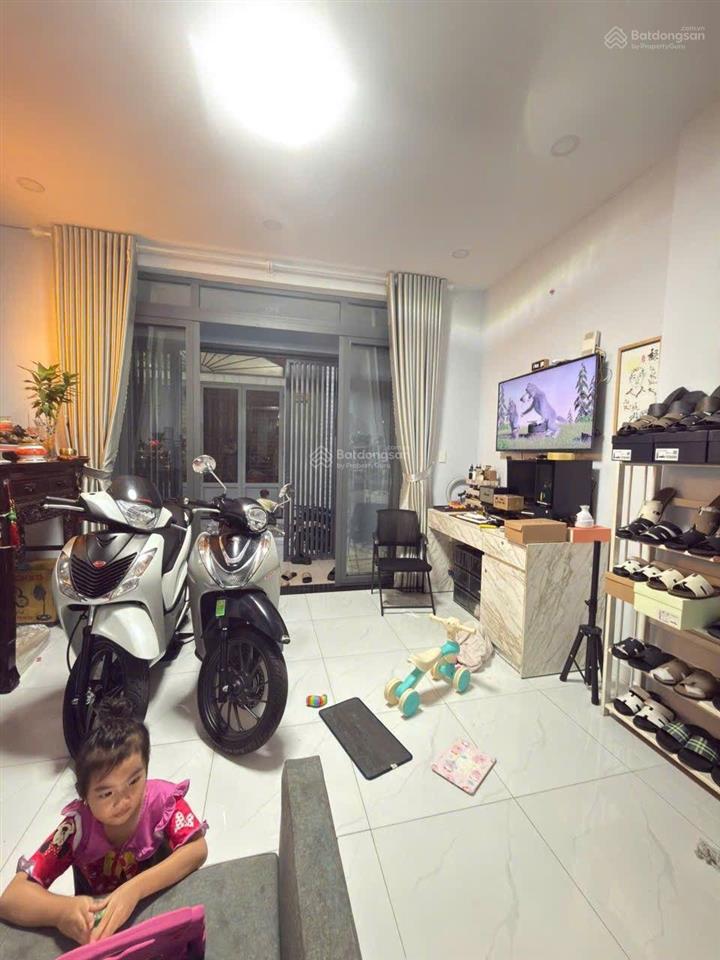 Bán nhà khu vực trần văn ơn, p. tsn, q. tân phú, 4,5x10m, 1 lầu, giá 4,7 tỷ