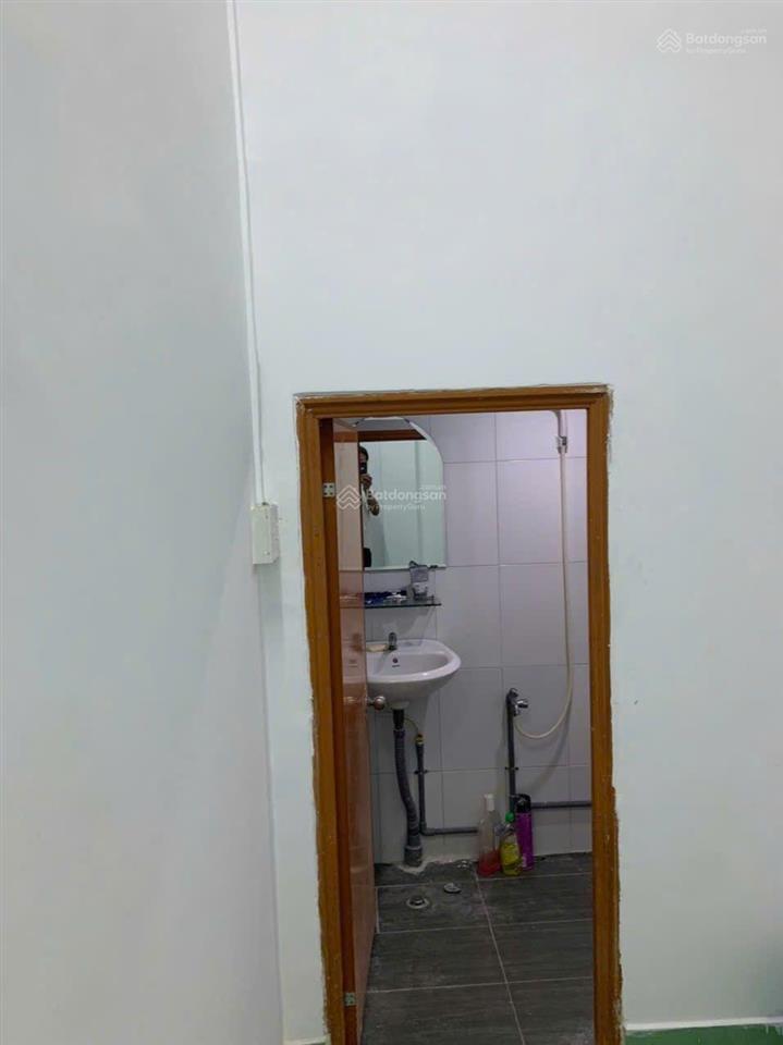 Bán nhà hẻm nhựa 8m thông lê thúc hoạch, p. pth, q. tân phú, 4x10m, 1 lầu, giá 6,05 tỷ