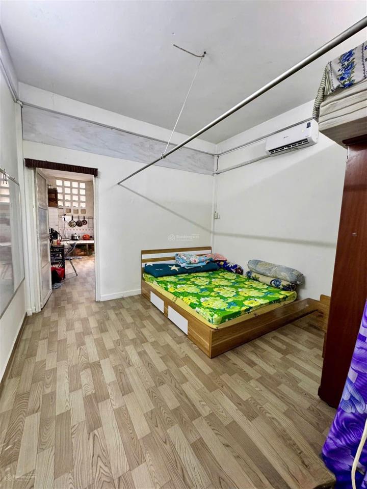 Bán chung cư cư xá lạc long quân quận 11 giá chỉ 1,95 tỷ