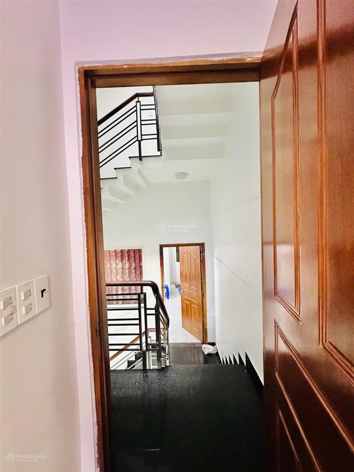 Bán nhà 5 tầng nhà mới hẻm 6m đối diện chợ tân hương q.tân phú chỉ 8,5 tỷ