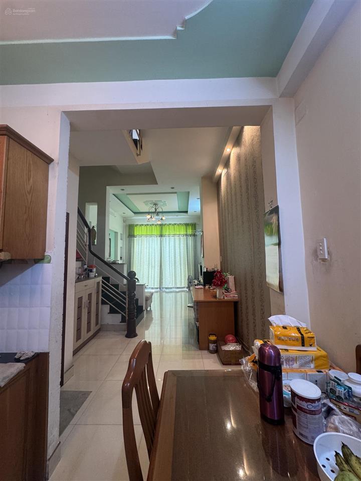 Bán nhà 3tầng hẻm 5m xe hơi tới nhà đường tân sơn nhì 4x14m giá chỉ 8 tỷ