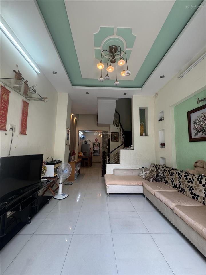 Bán nhà 3tầng hẻm 5m xe hơi tới nhà đường tân sơn nhì 4x14m giá chỉ 8 tỷ